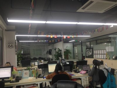 上海中誓實(shí)業(yè)